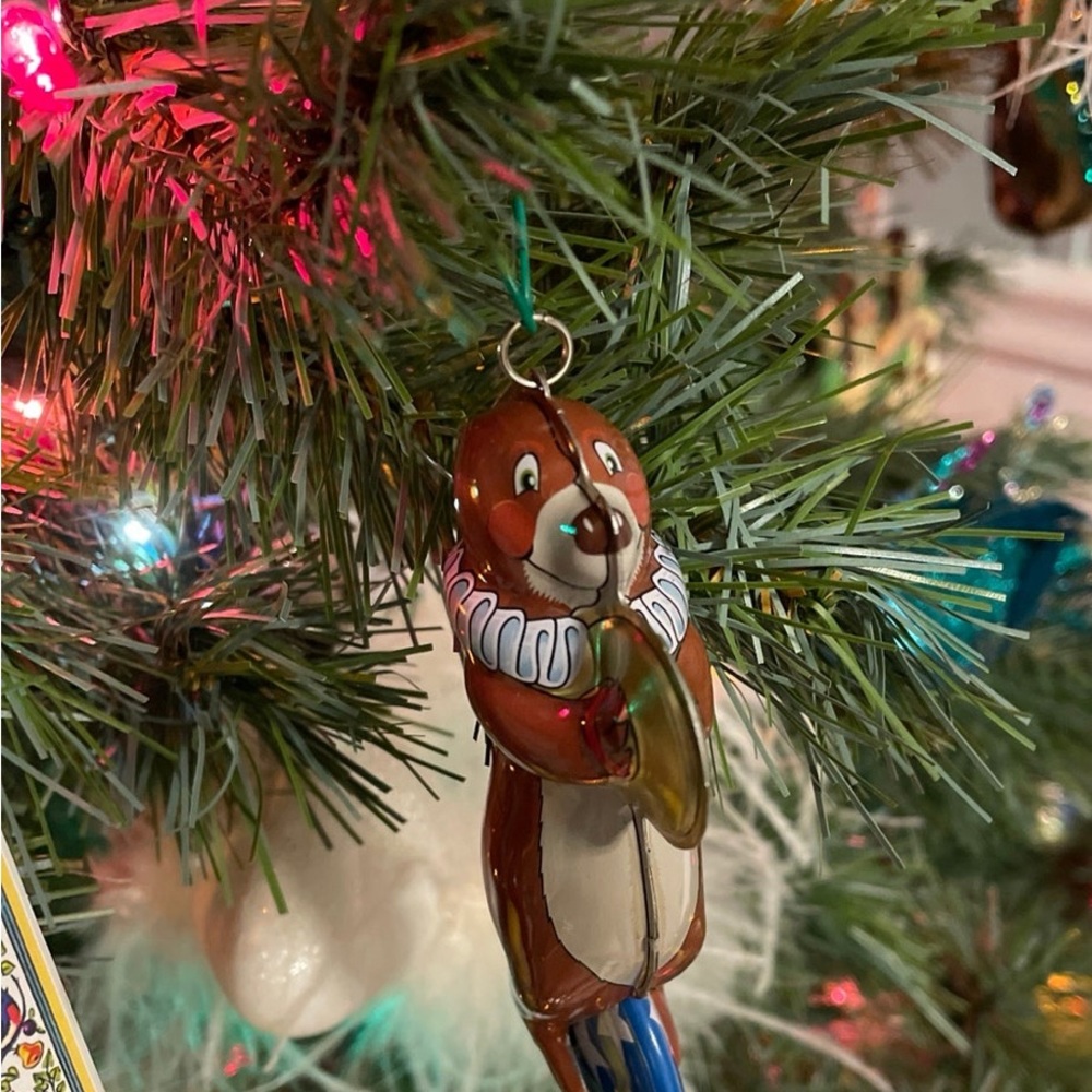 Hallmark big top bear tin toys cute collectable ornament